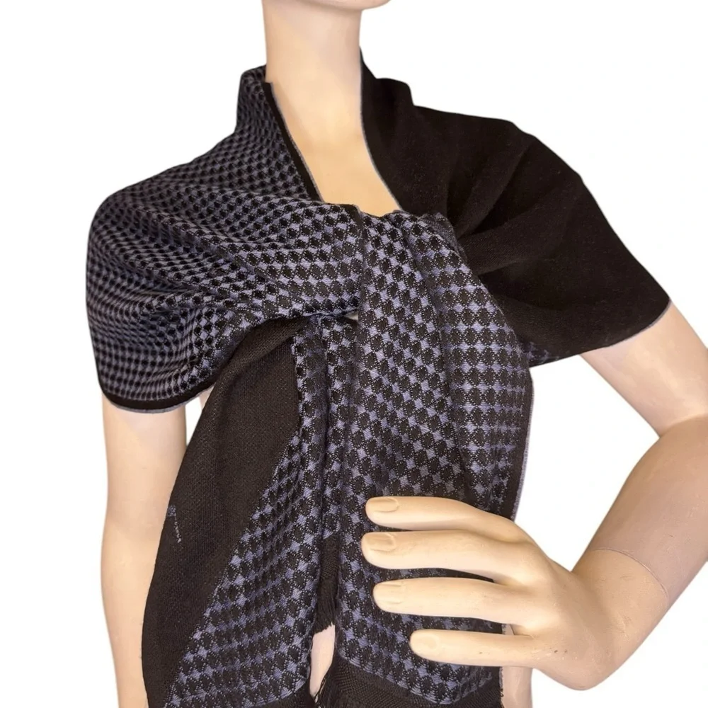 100% WOOL VERSACE  30X78 MEDUSA Black/Grey SCARF/SHAWL ITALY.